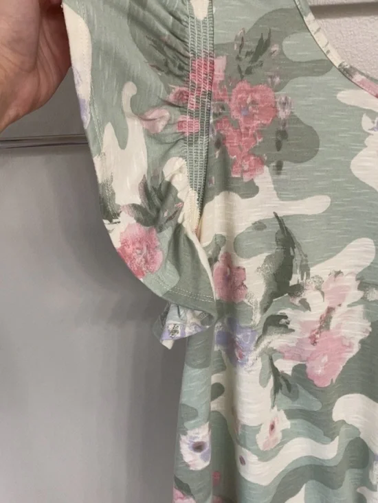 Floral camo short sleeved top - Picture 5 of 6